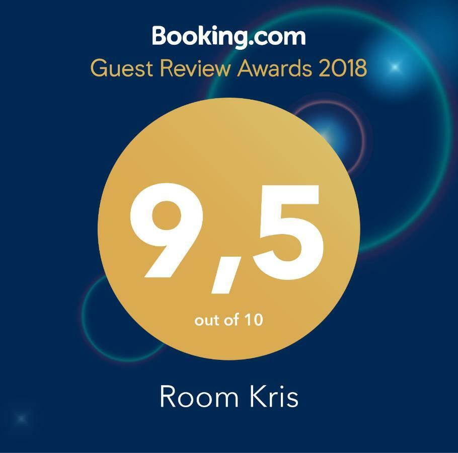 Room Kris With Private Entrance & Private Bathroom Vilanija Extérieur photo